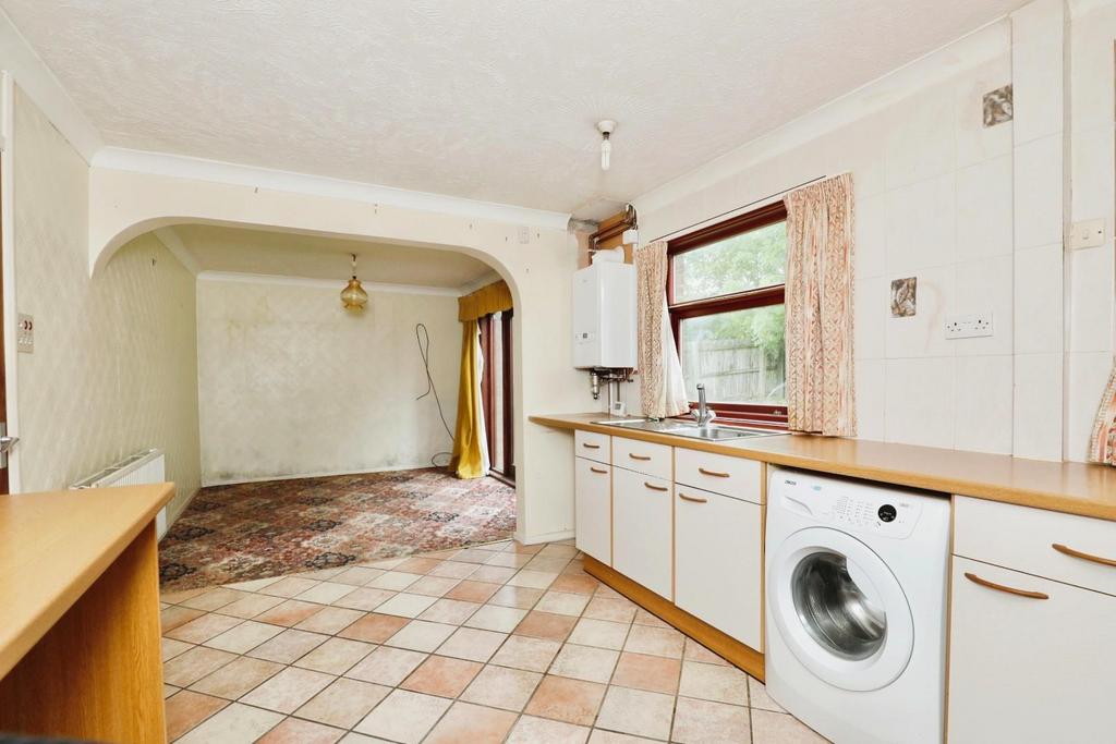Dining kitchen