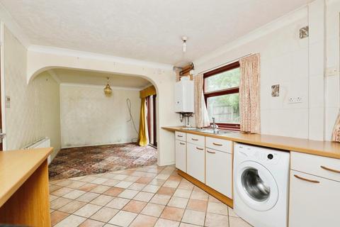 68 Hazlebarrow Drive, Sheffield, S8 8AS