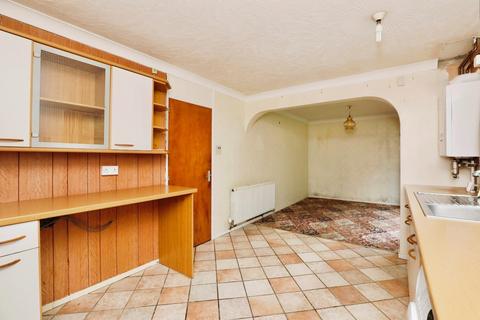 68 Hazlebarrow Drive, Sheffield, S8 8AS