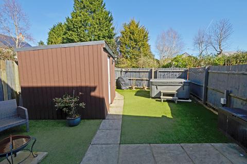 47 Chapmans Way, St Austell, PL25 4QU