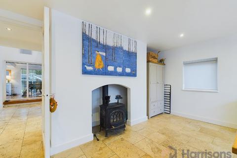 The Pottery Bottom Pond Road, Wormshill, Sittingbourne, ME9 0TR
