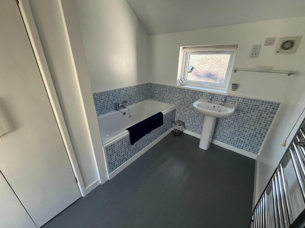 Bathroom.JPEG