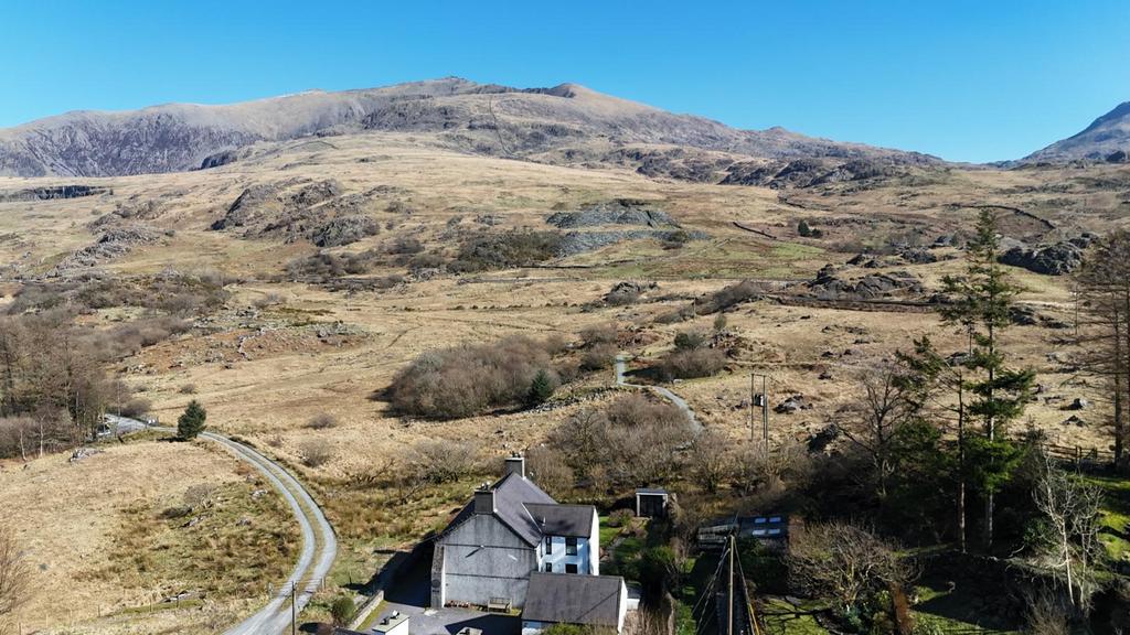 Views to Snowdonia Mountain Range.jpg