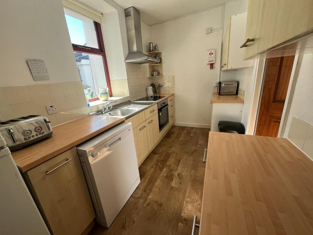 Kitchen.JPEG