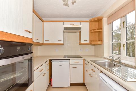 1 bedroom flat for sale, Deans Mill Court, Canterbury CT1