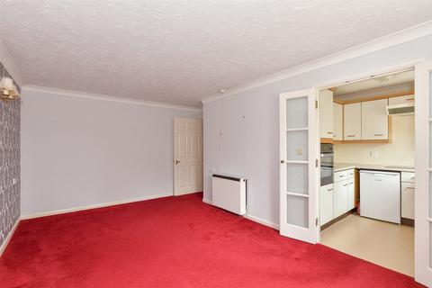 1 bedroom flat for sale, Deans Mill Court, Canterbury CT1