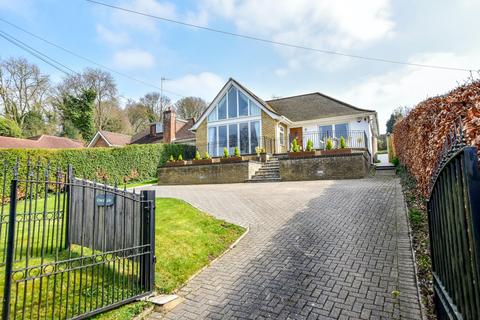 4 bedroom detached house for sale, Dunny Lane, Chipperfield, WD4