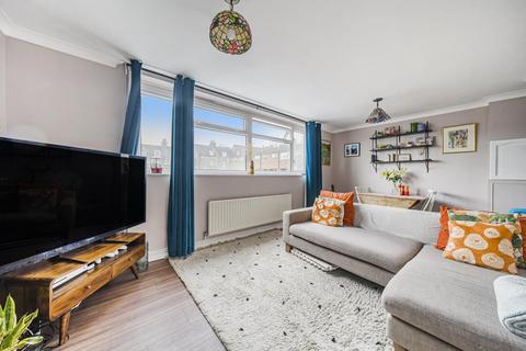 56 Anerley Vale, London, SE19 2BG