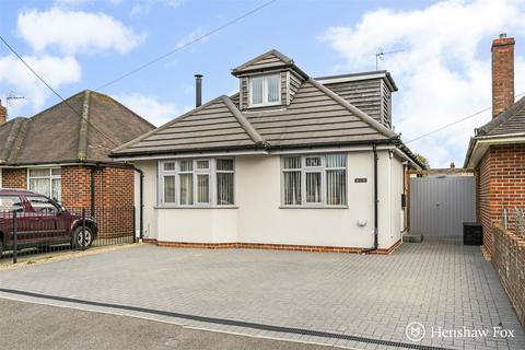 63 Bartram Road, Totton, Southampton, SO40 9JH