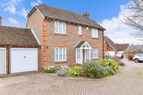4 bedroom link detached house for sale, Hop Pocket Close, Tonbridge TN17