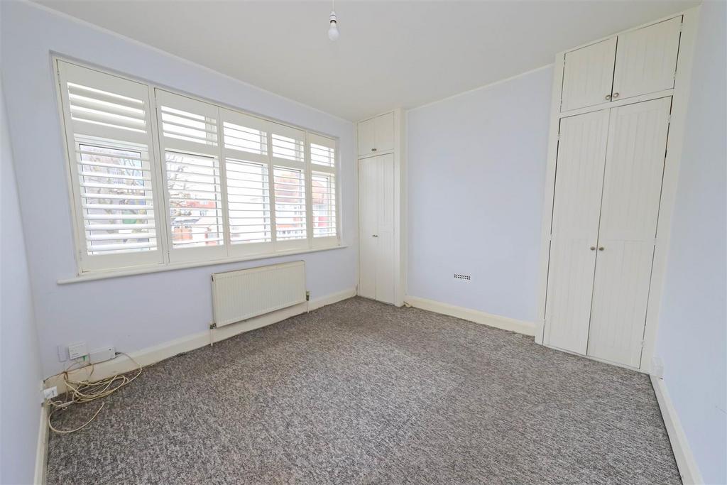 Nicholas james roman rd bedroom .jpg
