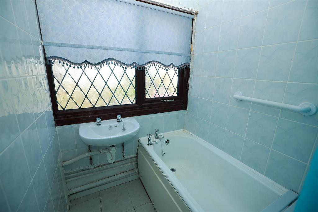 R6  4508.jpg
