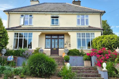 5 bedroom detached house for sale, Llanystumdwy, Criccieth, Gwynedd, LL52