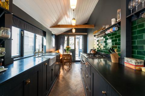42 Canterbury Road, Whitstable, CT5 4EZ
