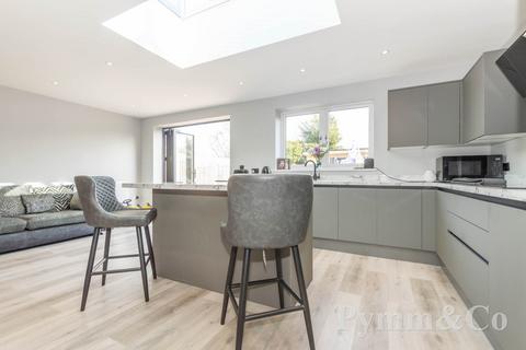 3 bedroom semi-detached bungalow for sale, Lone Barn Road, Norwich NR7