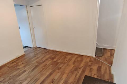 3 bedroom terraced house to rent, POULETT ROAD, LONDON E6