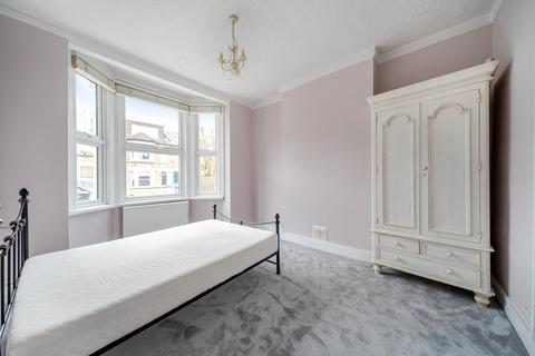2 bedroom apartment to rent, Broomsleigh Street, West Hampstead, London, NW6