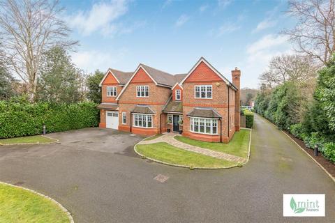 30 Ashley Close, Walton-on-thames, KT12 1BJ