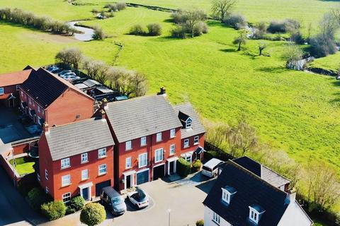 3 bedroom townhouse for sale, Willowbrook Way, Rearsby, LE7