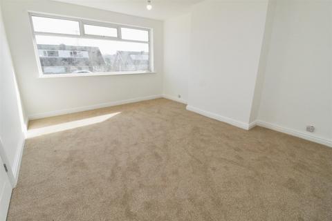 3 bedroom semi-detached bungalow for sale, Markfield Avenue, Bradford BD12