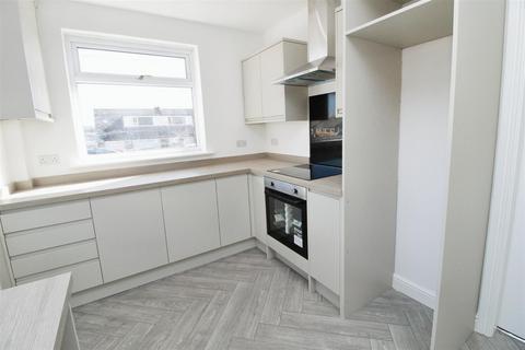 undefined, Markfield Avenue, Bradford BD12