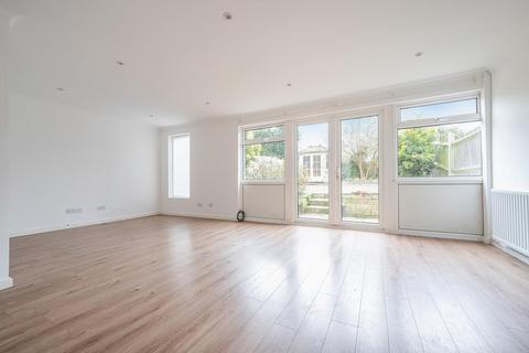 9 Furzefield Close, Chislehurst, BR7 5DE