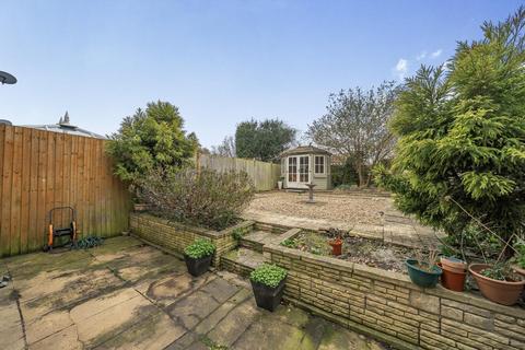 9 Furzefield Close, Chislehurst, BR7 5DE