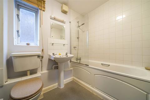 2 bedroom flat for sale, Champion Down, Effingham, Surrey, KT24