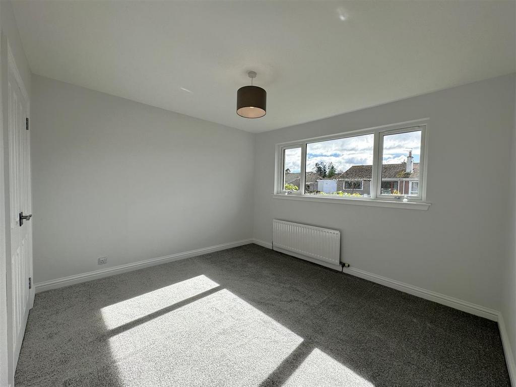 Bedroom 1.2.jpg