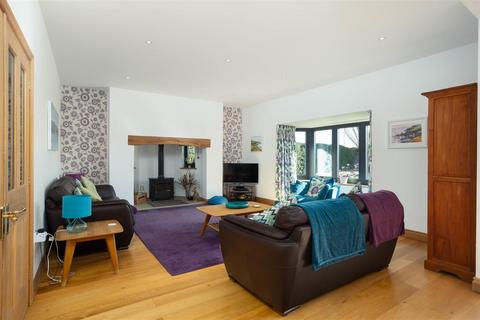 5 bedroom detached house for sale, St. Johns Road, Wetherby LS23