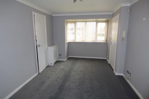2 bedroom apartment for sale, Osbourne Court, Bramley LS13