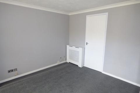 2 bedroom apartment for sale, Osbourne Court, Bramley LS13