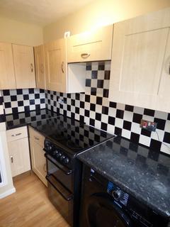 2 bedroom apartment for sale, Osbourne Court, Bramley LS13