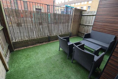 2 bedroom apartment to rent, Yeoman Street, Deptford SE8