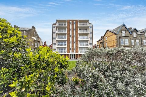 2 bedroom flat for sale, Flat , Northgate, Lytham St. Annes