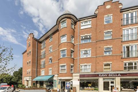 2 bedroom flat to rent, Streatham High Road, London SW16