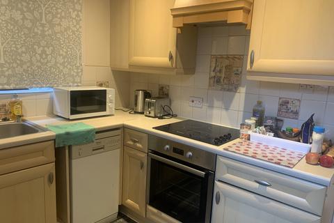 2 bedroom semi-detached house to rent, Keele Road, Newcastle ST5