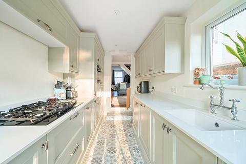 2 bedroom terraced house for sale, Bar End Road, Winchester, Hampshire, SO23