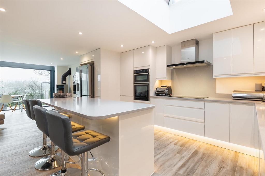 Kitchen-7.jpg