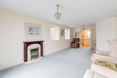 1 bedroom retirement property for sale, Union Place, Worthing, West Sussex, BN11