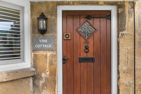Tanners Cottage High Street, Broadway, WR12 7AJ