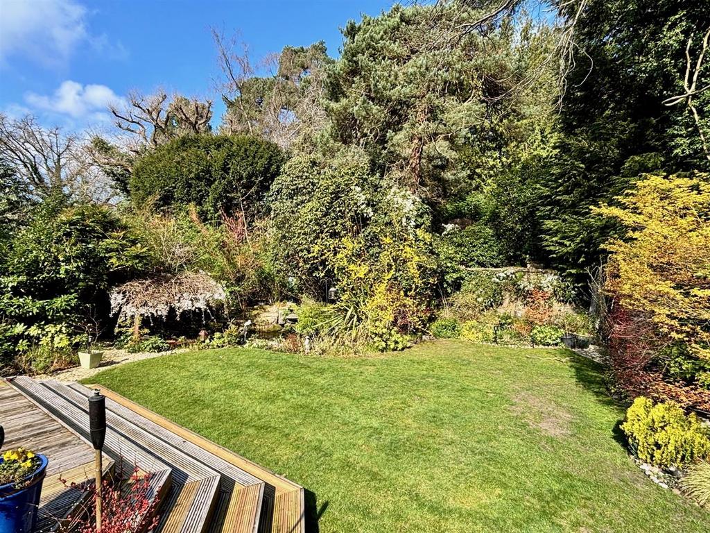 Garden2.jpg