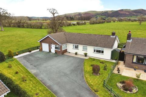 2 bedroom bungalow for sale, Maesglas, Caersws, Powys, SY17