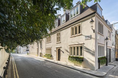 4 bedroom house for sale, Ennismore Street, London SW7