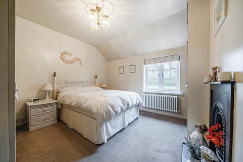 2 bedroom cottage for sale, Commonside, Keston