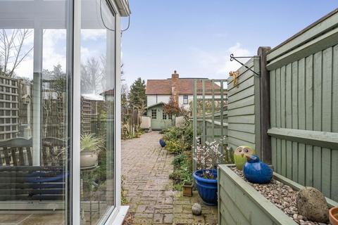 20 Commonside, Keston, BR2 6BP