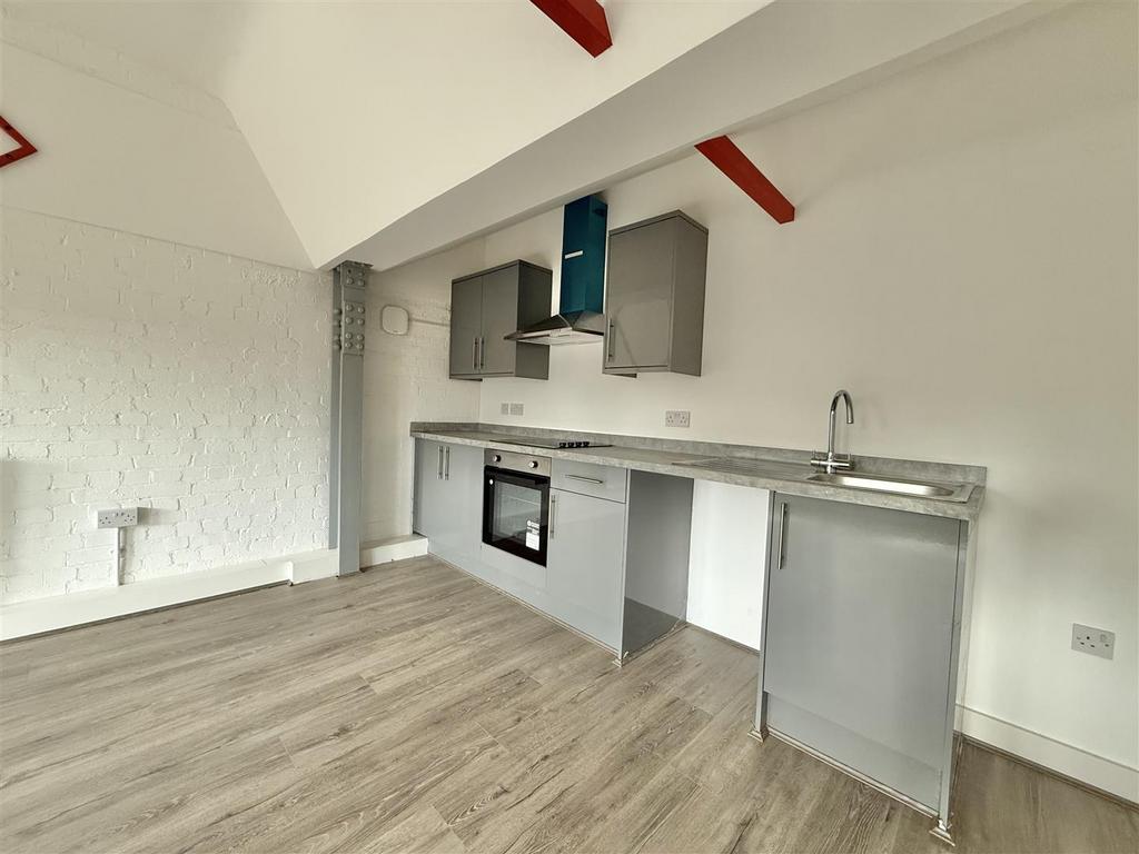 Kitchen/Dining Area