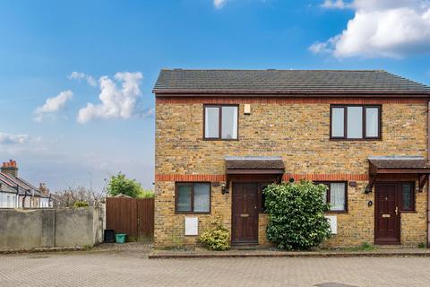 2 bedroom semi-detached house for sale, Carlys Close, Beckenham