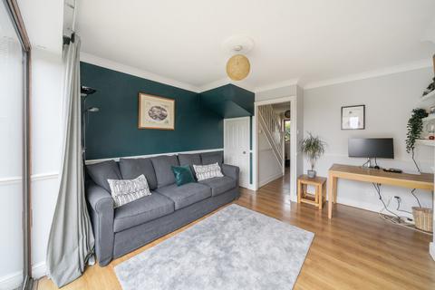 5 Carlys Close, Beckenham, BR3 4PB
