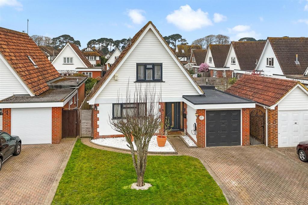 9 Maytree Close-001.jpg